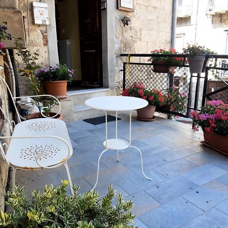 La Casa Del Pittore Di Petralia Petralia Soprana Dış mekan fotoğraf