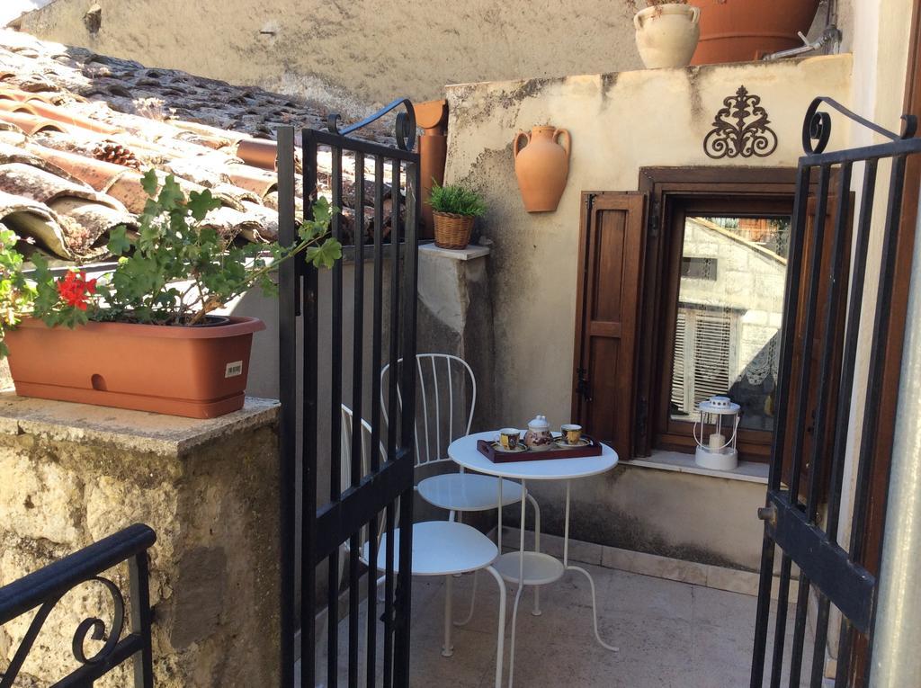 La Casa Del Pittore Di Petralia Petralia Soprana Oda fotoğraf